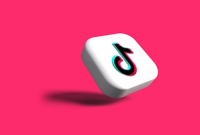 Un'immagine 3D dell'icona di TikTok.