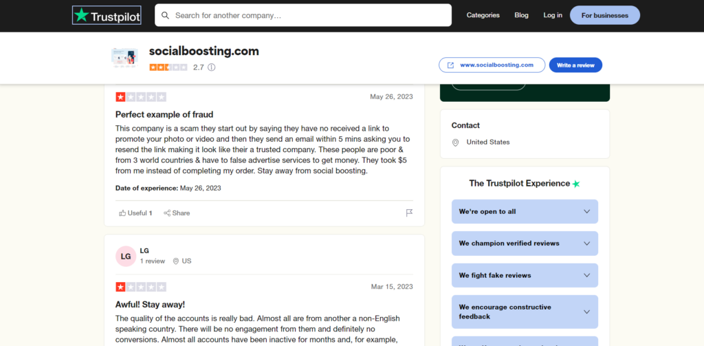 Een klantenbeoordeling op Trustpilot over het Social Boosting platform.